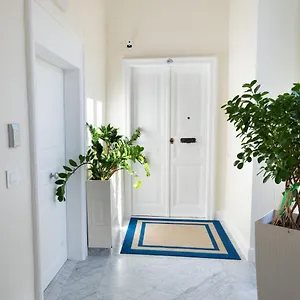 Affittacamere Bernini House, Napoli