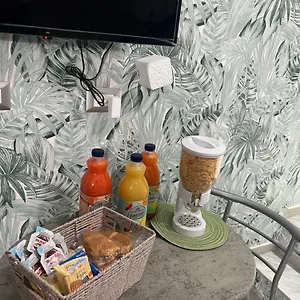 Bed & Breakfast La Casa Di Raffaele Centro, Napoli