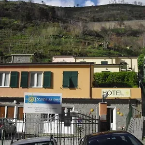 hotel-del-sole-riomaggiore-19017.hotelitalianriviera.com/